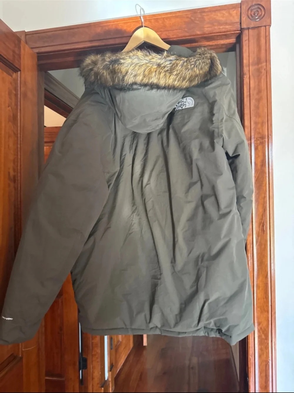 The North Face Men's Olive Puffer Jacket with Logo Patch size XL
